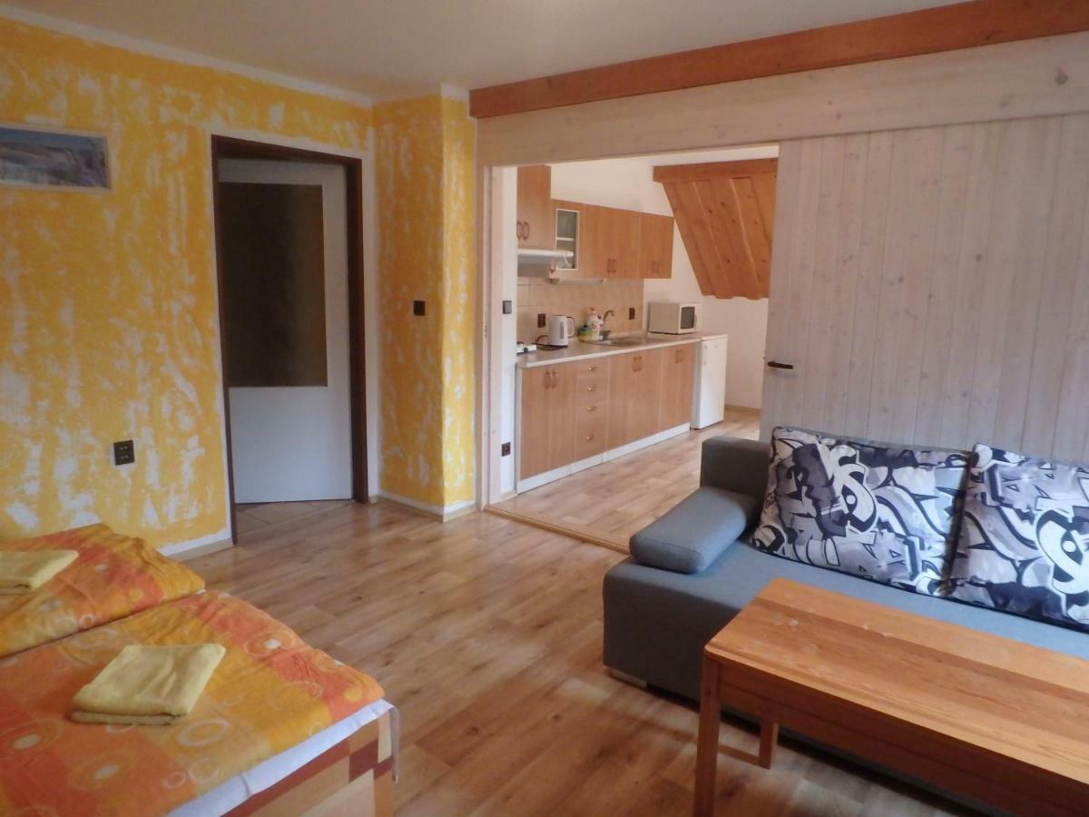 Apartments Vecernik Rokytnice Rokytnice nad Jizerou Luaran gambar